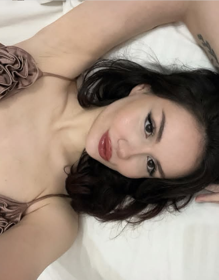 Tütünlü Sadık Bayan Bayan Escort Aytül